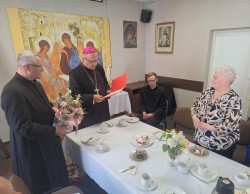 2efa6db1 06d6 4439 93b2f3544873b23